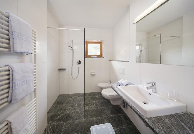 Hotel Edelweiss Malles Venosta Habitación foto