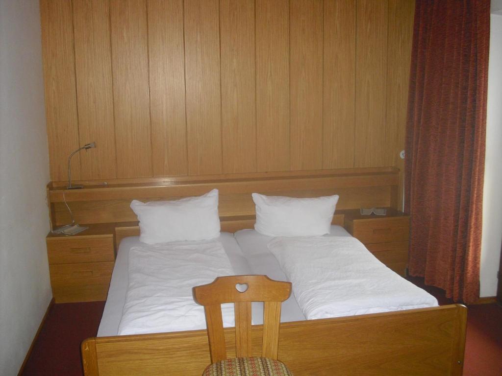 Hotel Edelweiss Malles Venosta Habitación foto